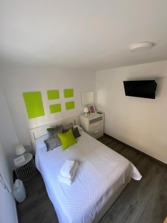 4 Capulino Apartamentos Malaga Ngoại thất bức ảnh